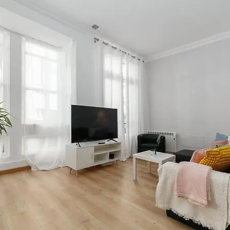 Estilo, Luz Y Elegancia En By