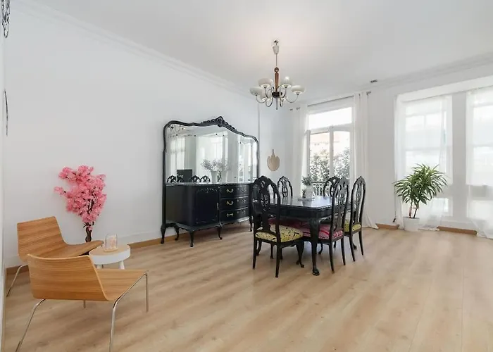 Estilo, Luz Y Elegancia En By Apartament Vigo